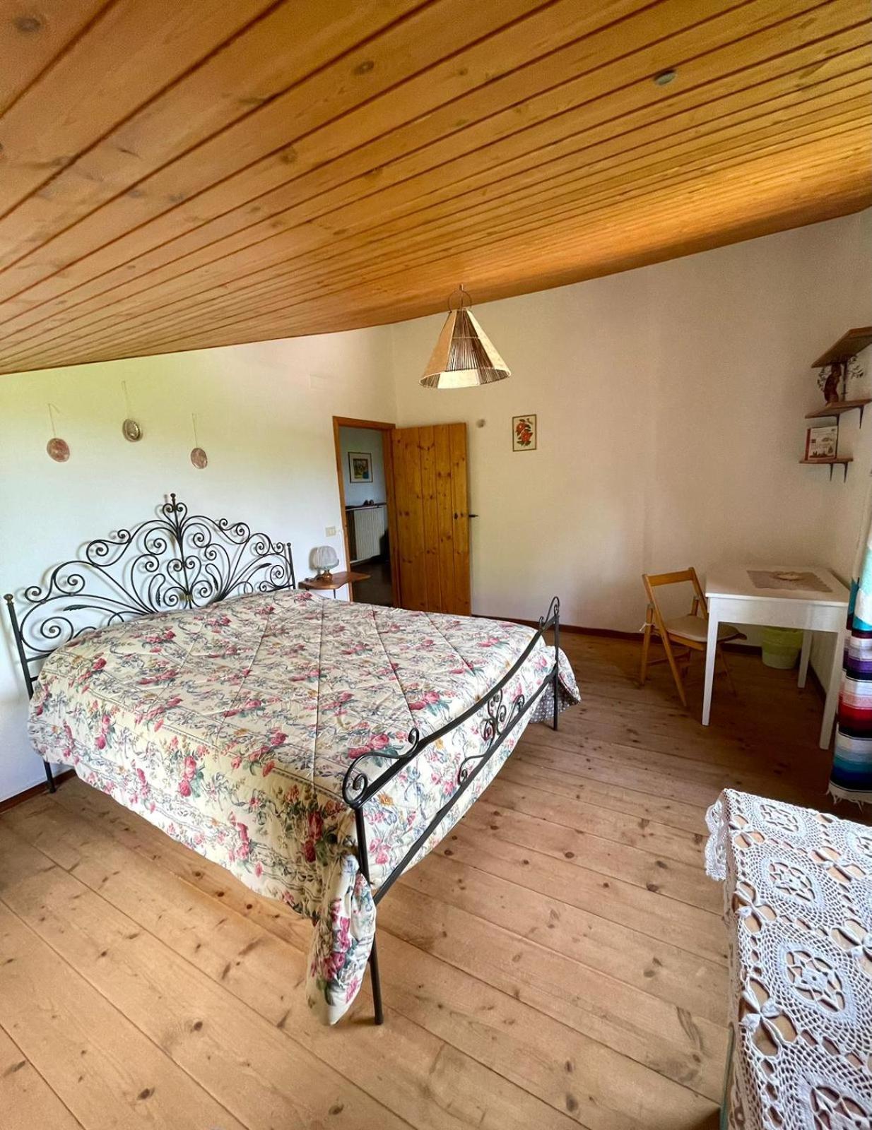 La Fonte B&B П'єтралунга Екстер'єр фото